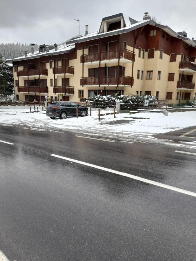 Einaudi 9 Apartamento Bardonecchia Exterior foto